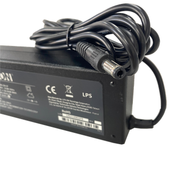 Standart Uç 12V 5A 60w Adaptörü Şarj Cihazı 5.5x2.5mm