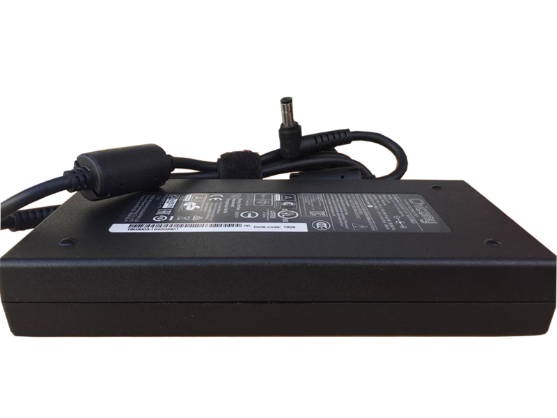 Chicony 19.5V 9.23A 180W Standart Uç Laptop Adaptörü (5.5mm*2.5mm)