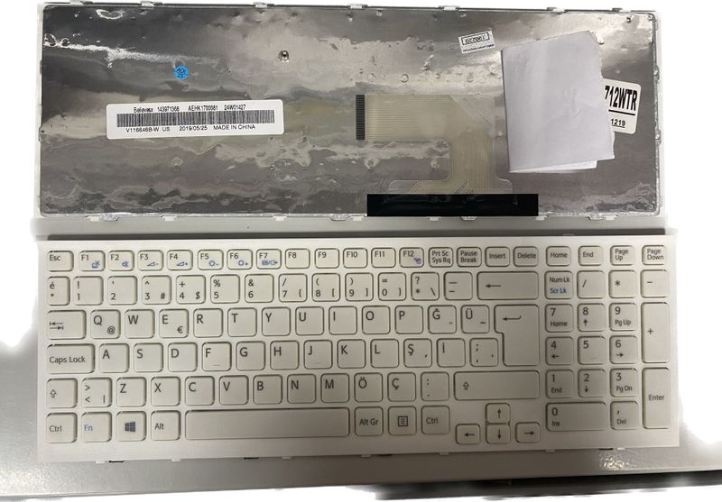 Sony VPCEH-71911M Beyaz Klavye (OEM)