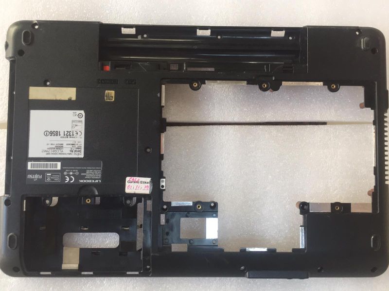 Fujitsu LifeBook AH530 Alt Kasa 2.EL