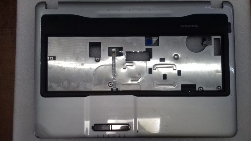 Grundıg GNB 1540 A1 B8 Üst Kasa & Hoperlör 2.El